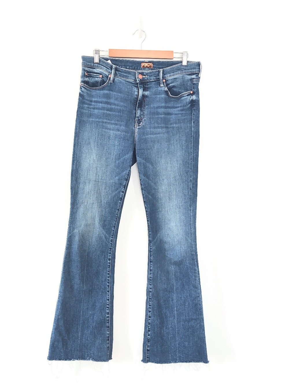 Mother The Weekender Fray Jean In Walking On Coals 32